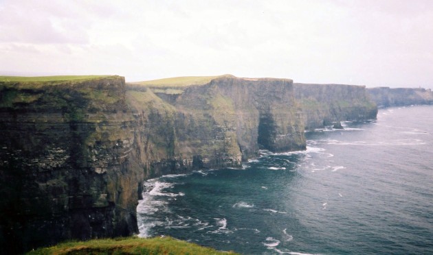 06/17 Cliffs of Moher, Clare Ireland