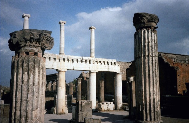 10/11  Pompeii, Italy